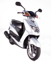 YAMAHAXC150 Fly one (I)