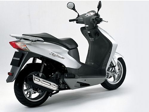 HONDADYLAN125 (02-04)